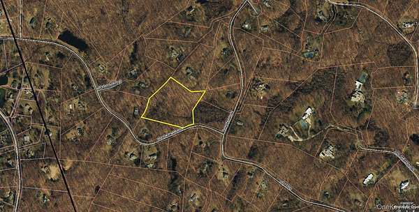 5.68 Acres of Residential Land for Sale in Pound Ridge, New York