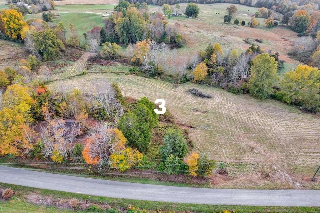 1.5 Acres of Residential Land for Sale in Walling, Tennessee