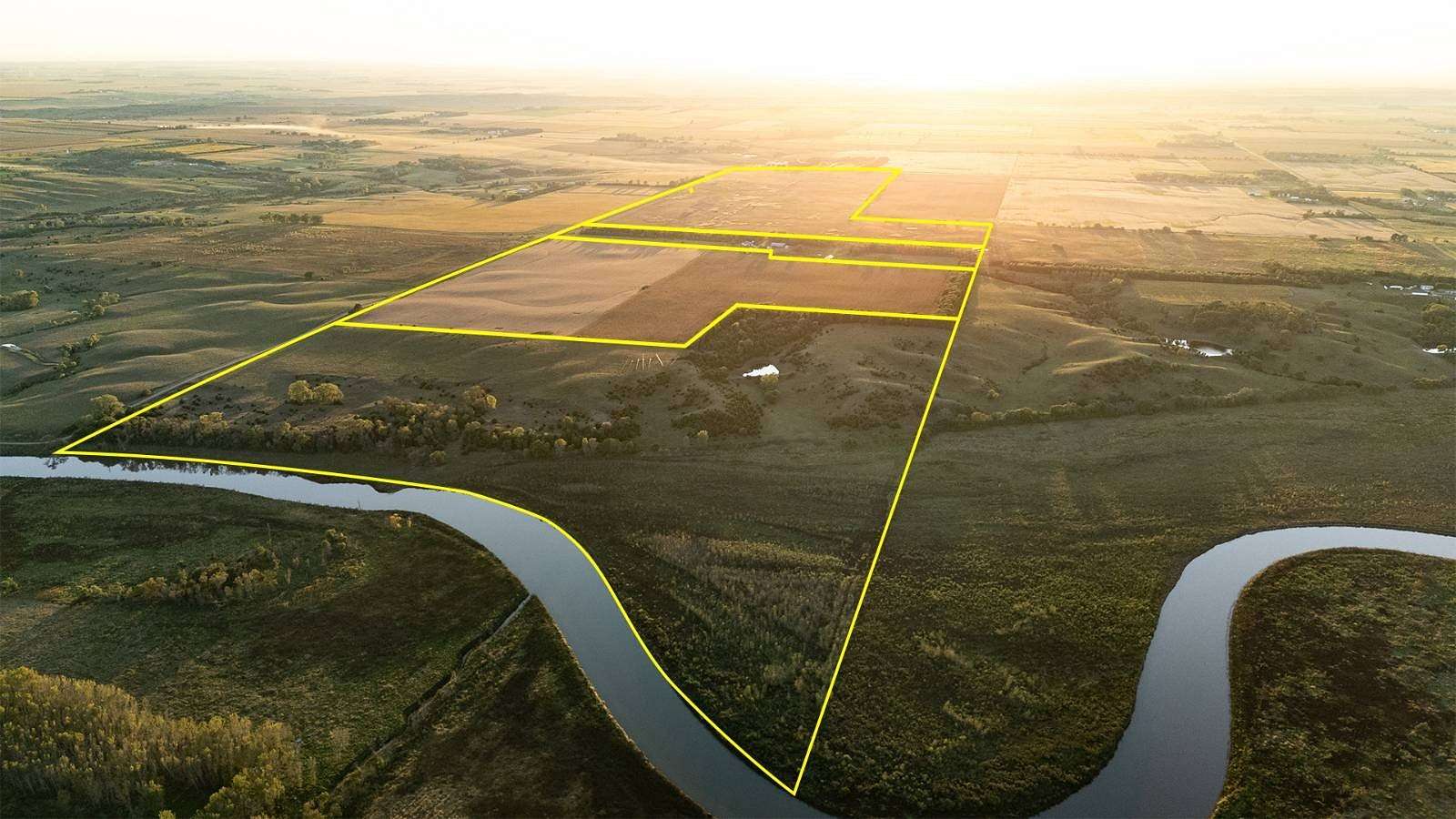 430 Acres of Land for Auction in Yankton, South Dakota