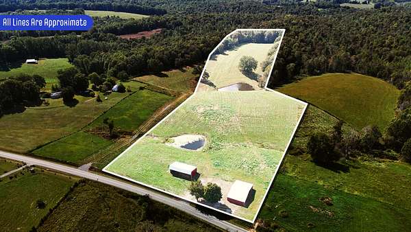 16 Acres of Land for Sale in Red Boiling Springs, Tennessee