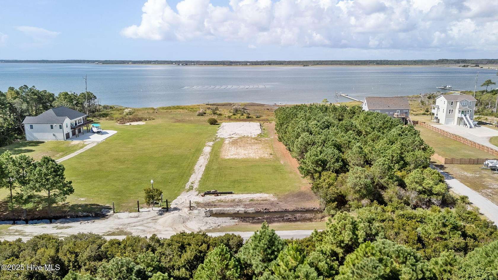 2.12 Acres of Residential Land for Sale in Beaufort, North Carolina
