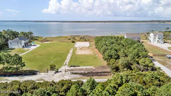 2.12 Acres of Residential Land for Sale in Beaufort, North Carolina