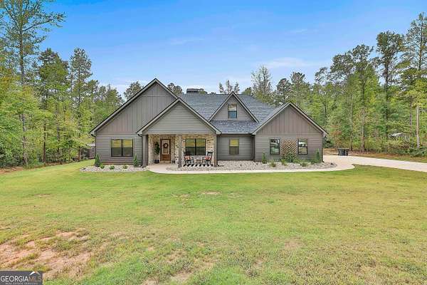 3 Acres of Residential Land with Home for Sale in Senoia, Georgia