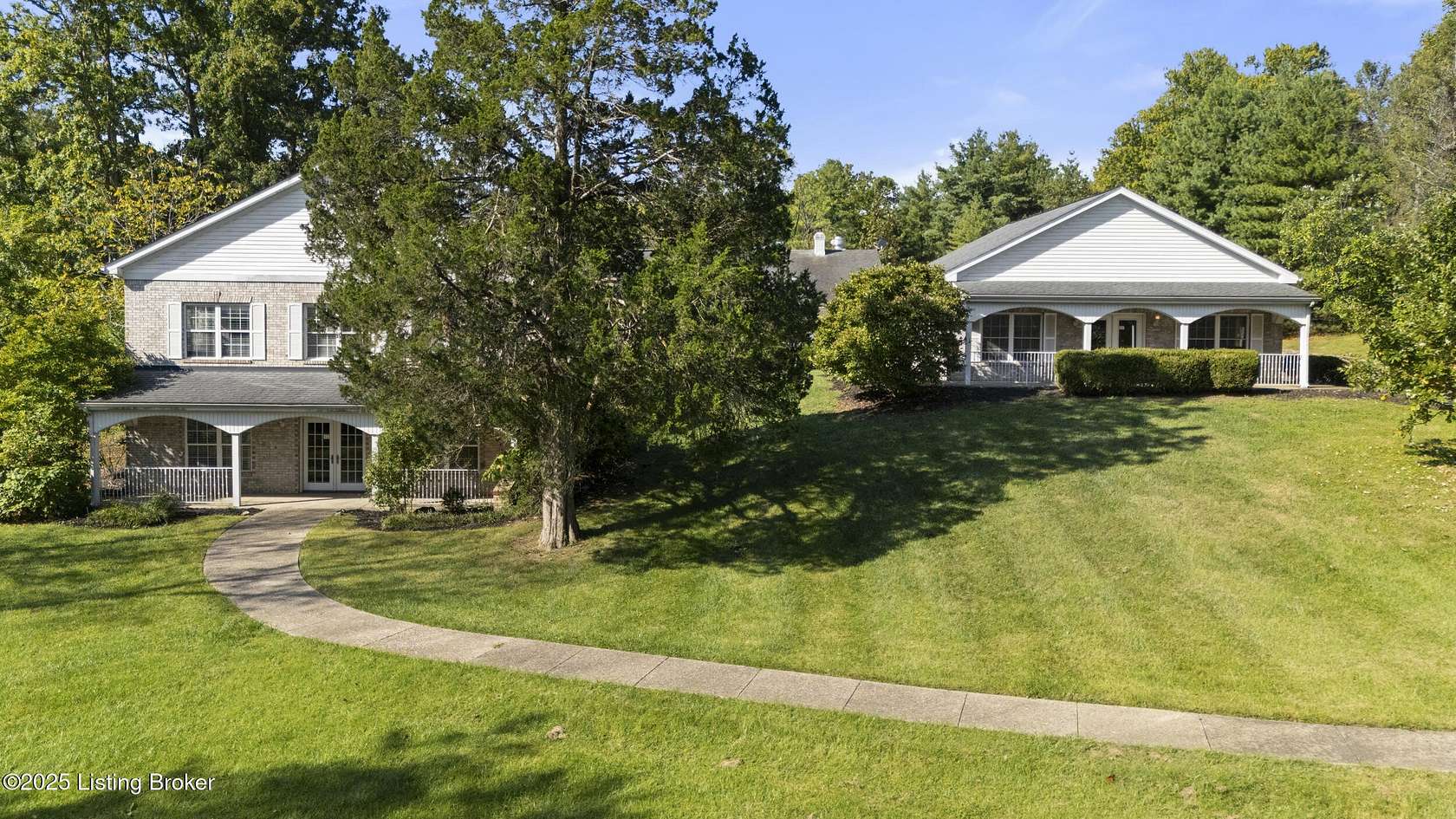 3.39 Acres of Residential Land with Home for Sale in Jeffersontown, Kentucky