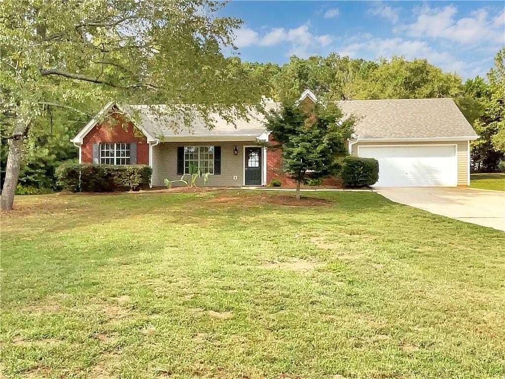 1.82 Acres of Residential Land with Home for Sale in McDonough, Georgia
