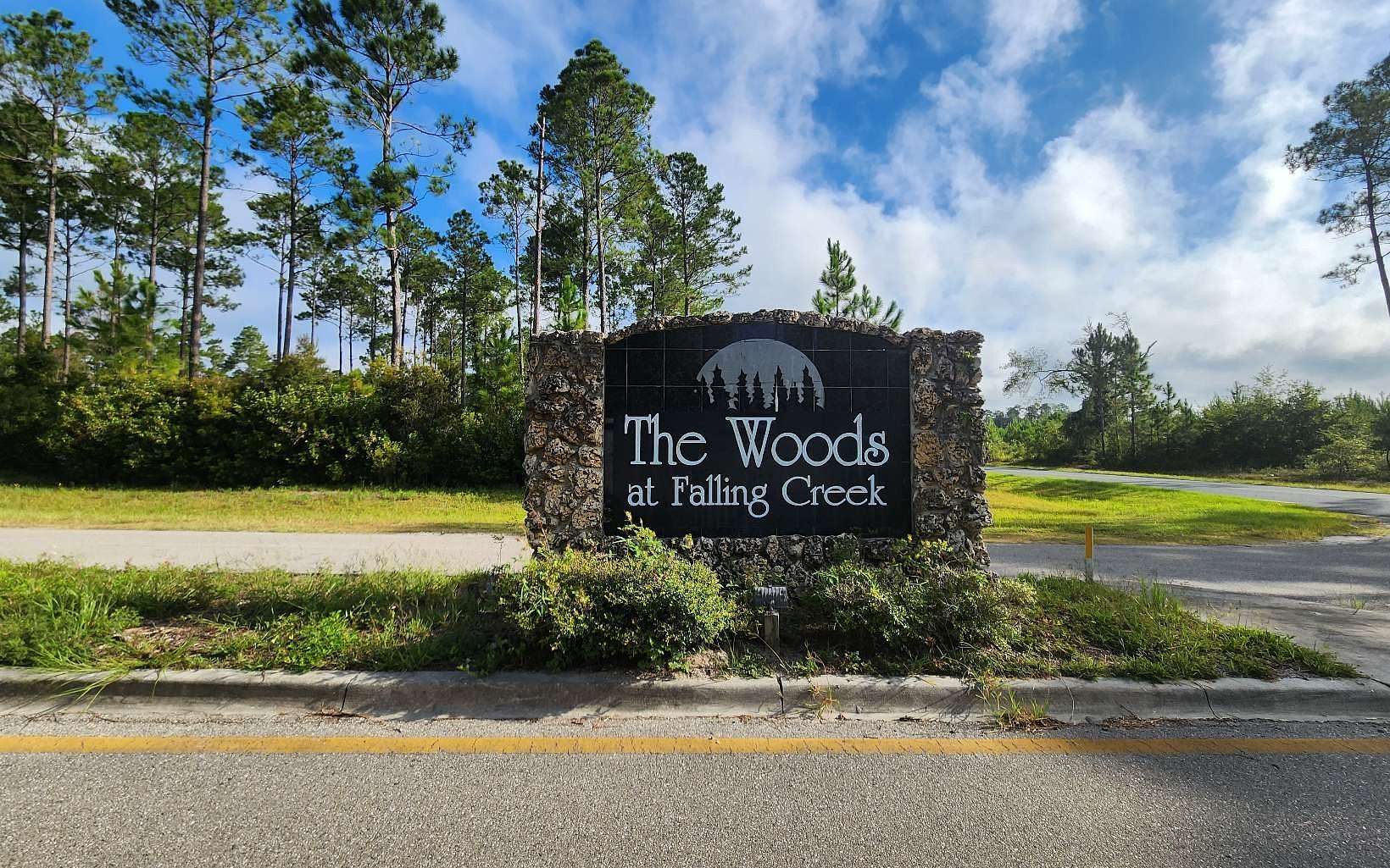 2.16 Acres of Residential Land for Sale in Lake City, Florida