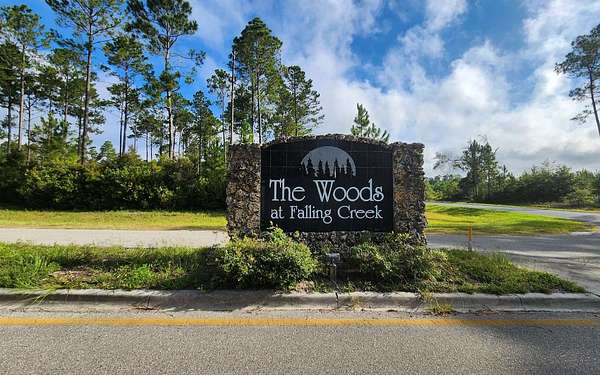 2.16 Acres of Residential Land for Sale in Lake City, Florida