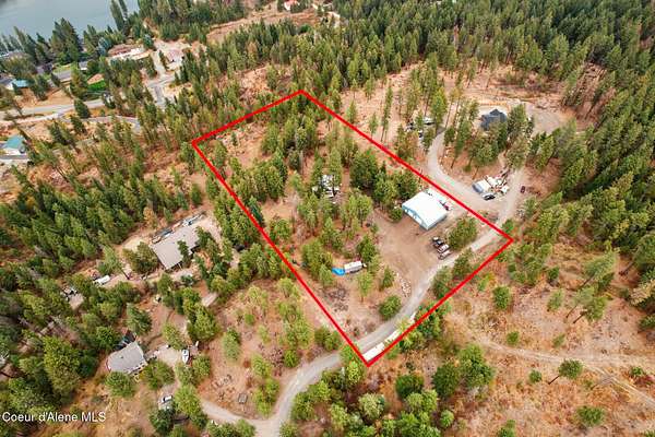 5 Acres of Residential Land with Home for Sale in Coeur d'Alene, Idaho