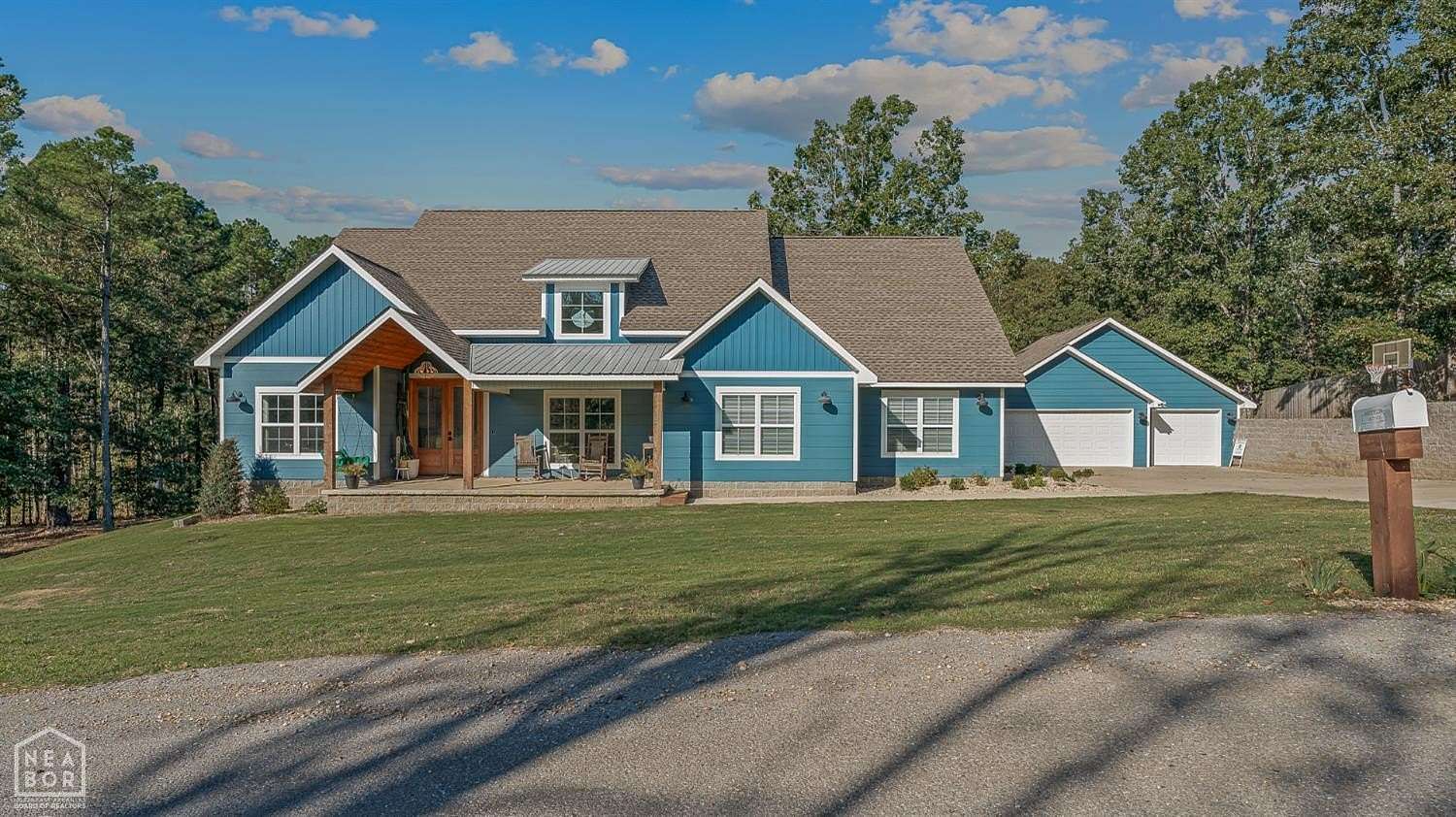 3 Acres of Residential Land with Home for Sale in Jonesboro, Arkansas