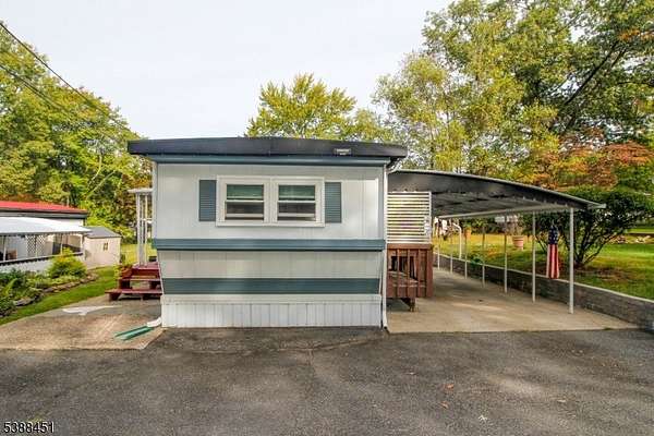 16.1 Acres of Land with Home for Sale in Rockaway Township, New Jersey