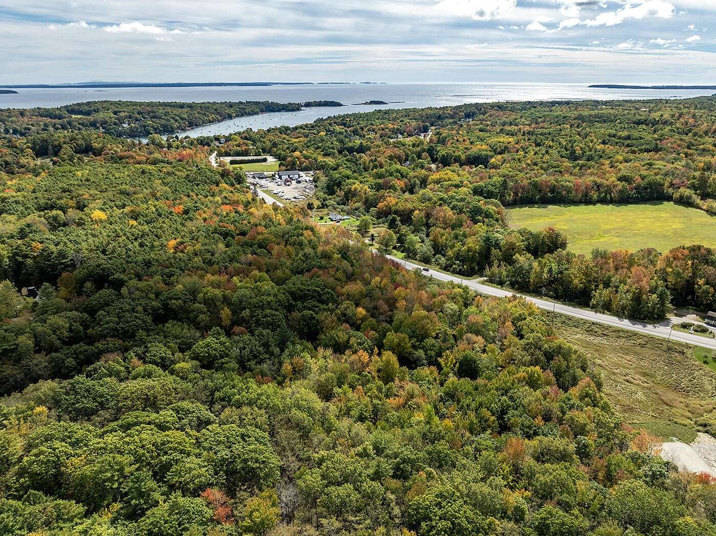 33 Acres of Mixed-Use Land for Sale in Rockport, Maine