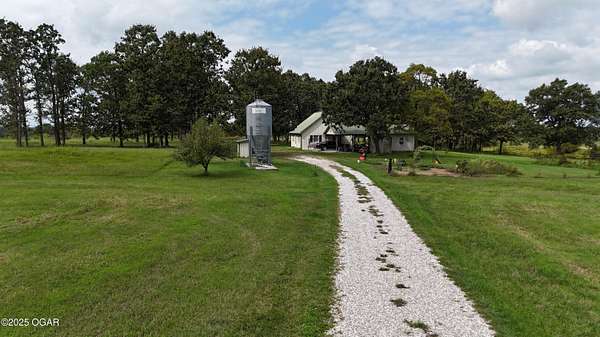 27 Acres of Recreational Land with Home for Sale in Wentworth, Missouri