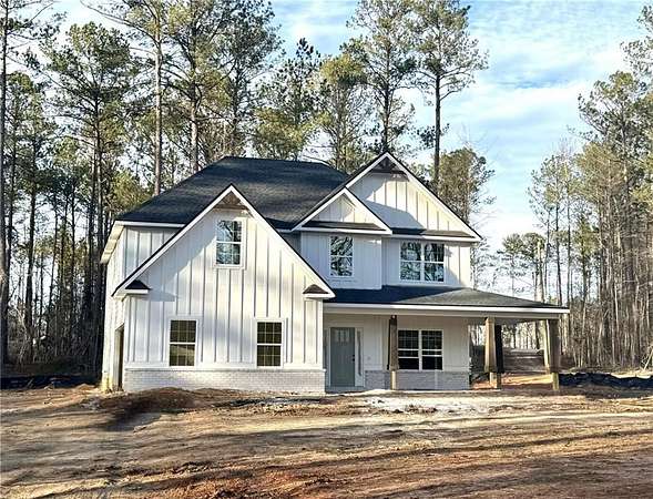 1.82 Acres of Residential Land with Home for Sale in Salem, Alabama