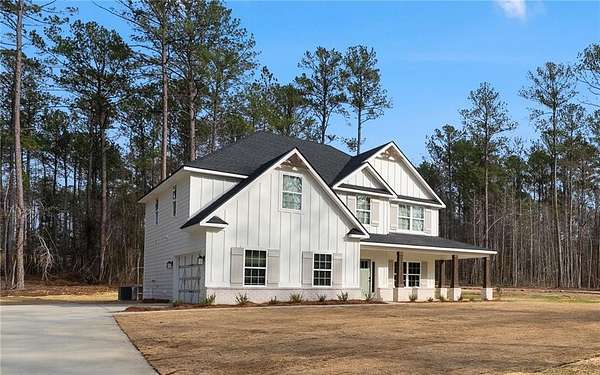 1.82 Acres of Land with Home for Sale in Salem, Alabama