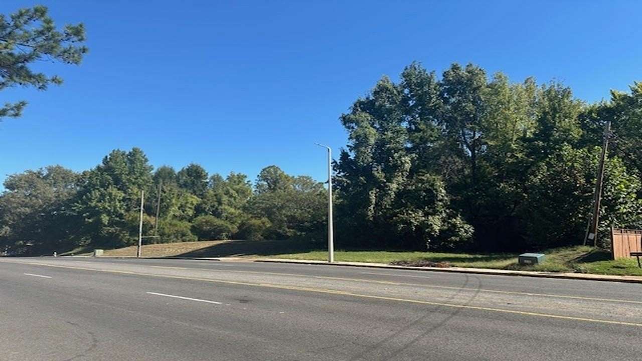 9.3 Acres of Land for Sale in Memphis, Tennessee