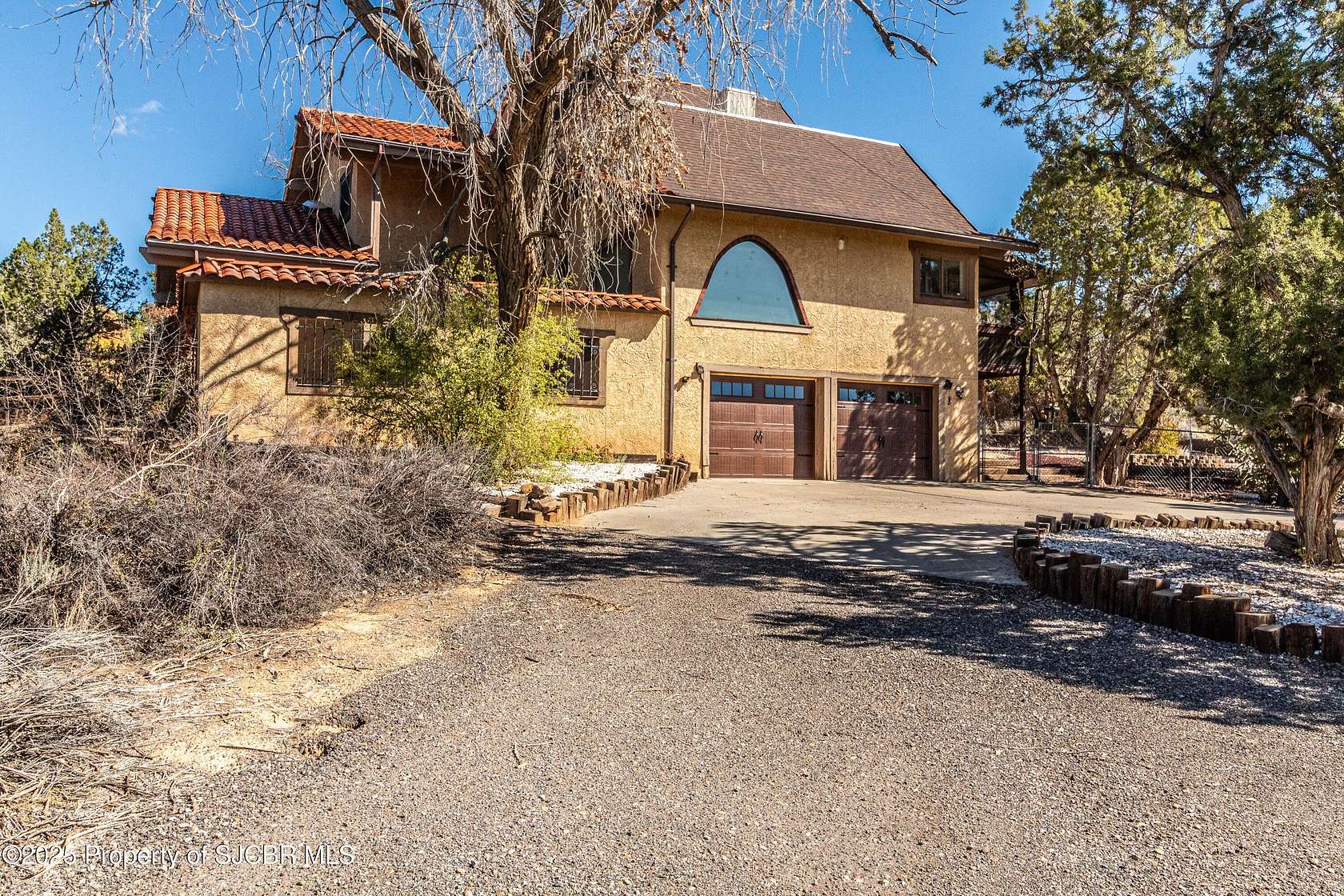 5 Acres of Residential Land with Home for Sale in Farmington, New Mexico