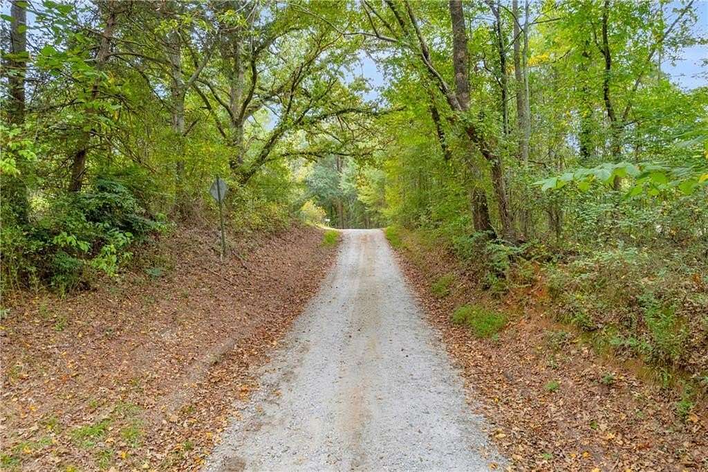 11 Acres of Commercial Land for Sale in Commerce, Georgia