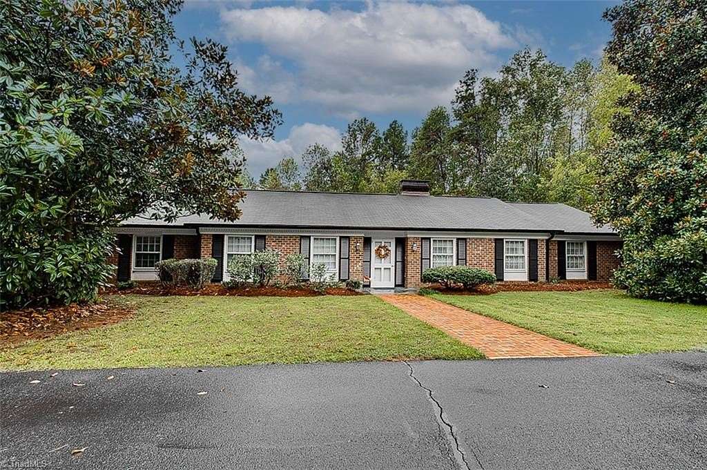 1.73 Acres of Residential Land with Home for Sale in Asheboro, North Carolina