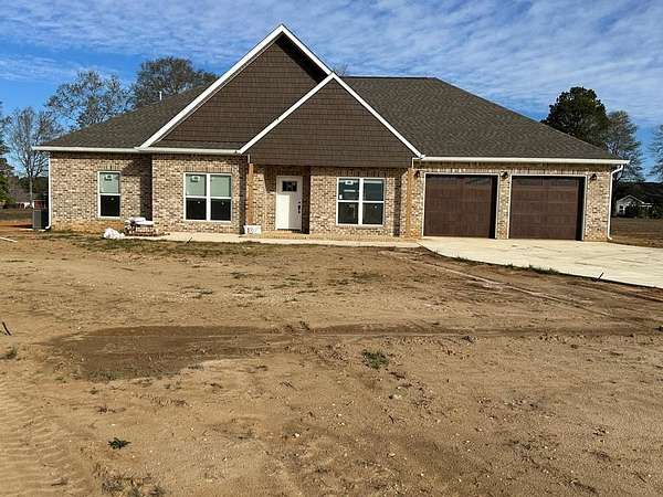 2.77 Acres of Land with Home for Sale in Headland, Alabama
