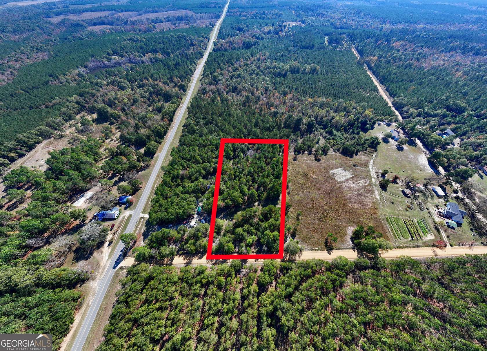 3.72 Acres of Residential Land for Sale in Cadwell, Georgia