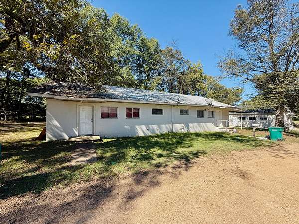 1.75 Acres of Residential Land with Home for Sale in Okolona, Mississippi