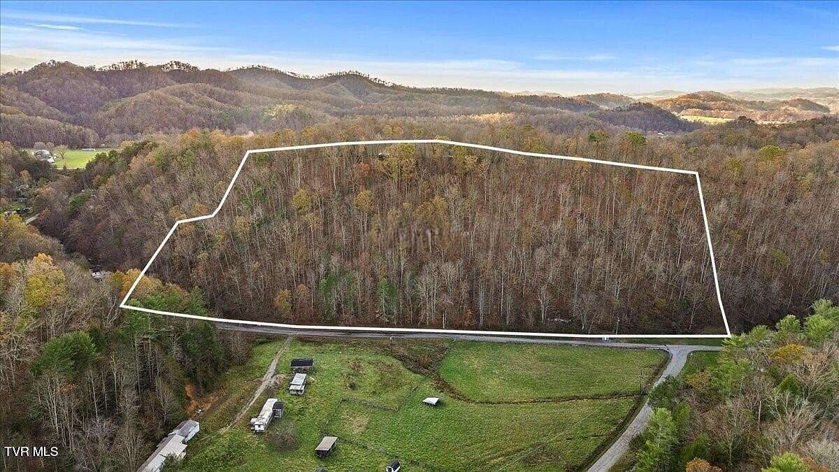 9 Acres of Residential Land for Sale in Bluff City, Tennessee