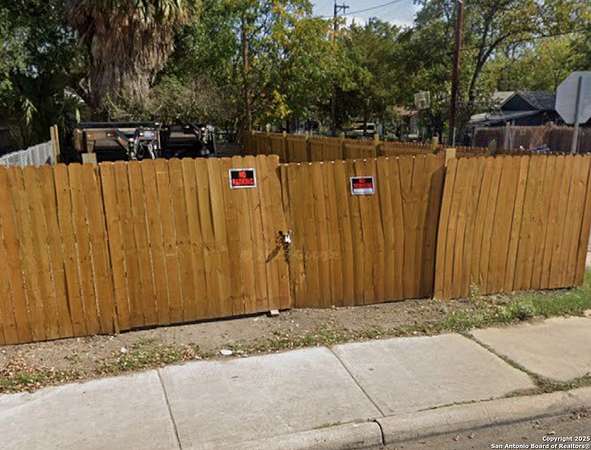 0.04 Acres of Residential Land for Sale in San Antonio, Texas