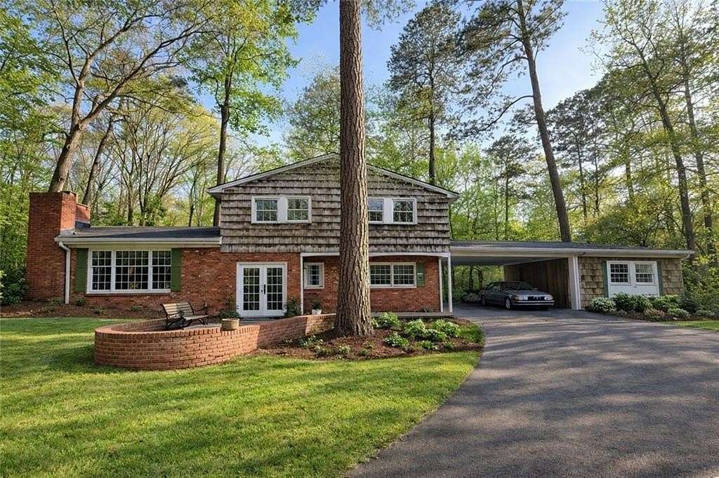 2.88 Acres of Residential Land for Sale in Atlanta, Georgia