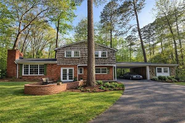 2.88 Acres of Residential Land for Sale in Atlanta, Georgia