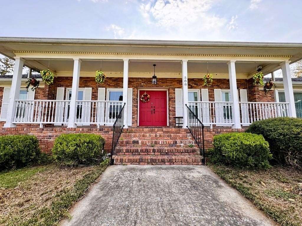 5 Acres of Residential Land with Home for Sale in Madison, Florida