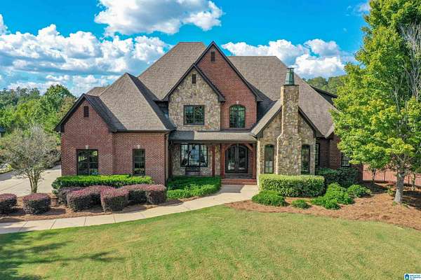 1.55 Acres of Land with Home for Sale in Vestavia Hills, Alabama