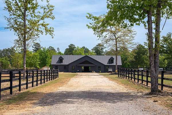 12.7 Acres of Land with Home for Sale in Aiken, South Carolina