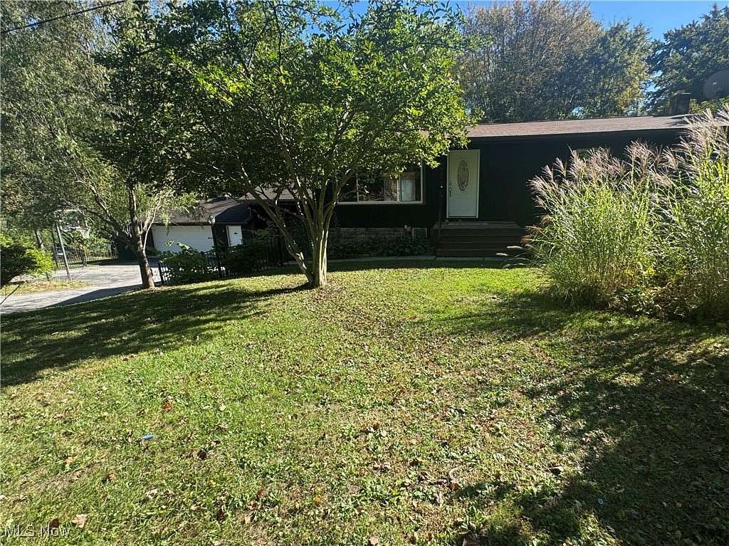 3 Acres of Residential Land with Home for Sale in Garrettsville, Ohio