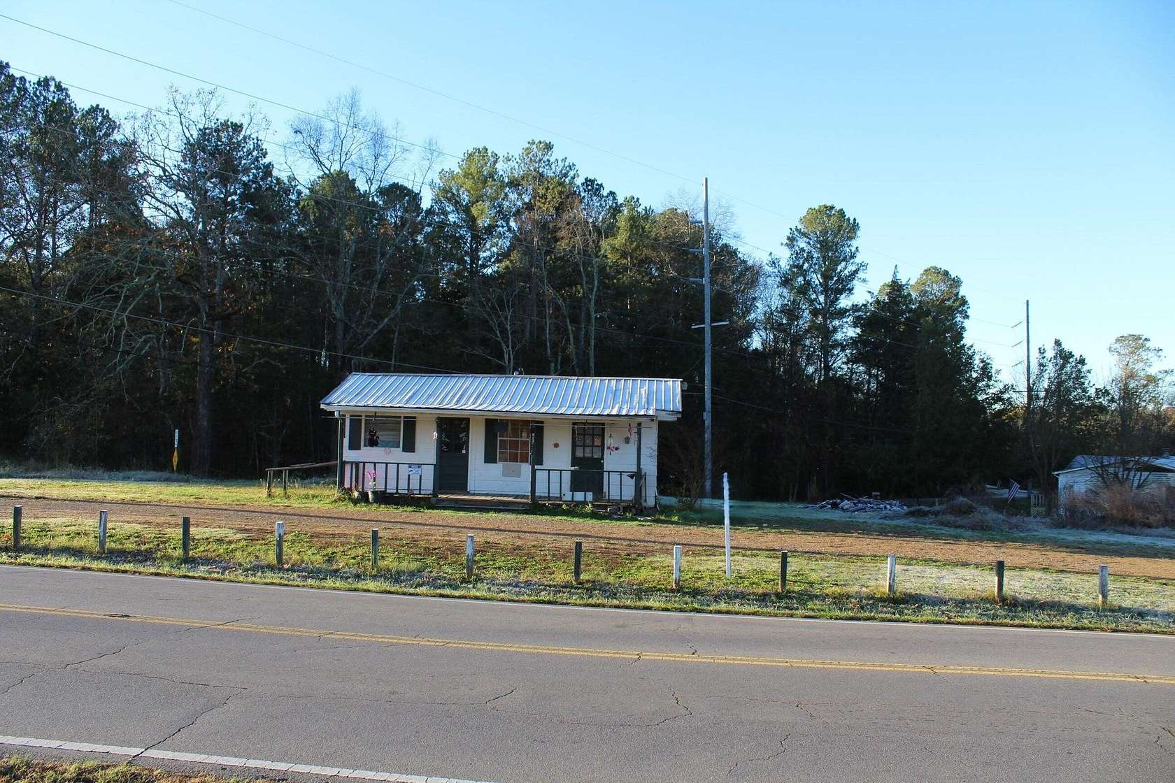 2.2 Acres of Improved Mixed-Use Land for Sale in Cleveland, Tennessee