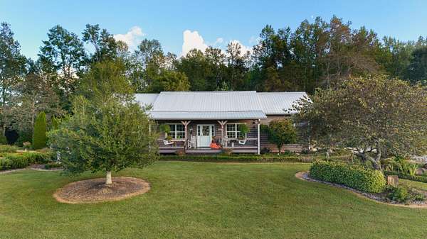 5.58 Acres of Residential Land with Home for Sale in Athens, Tennessee