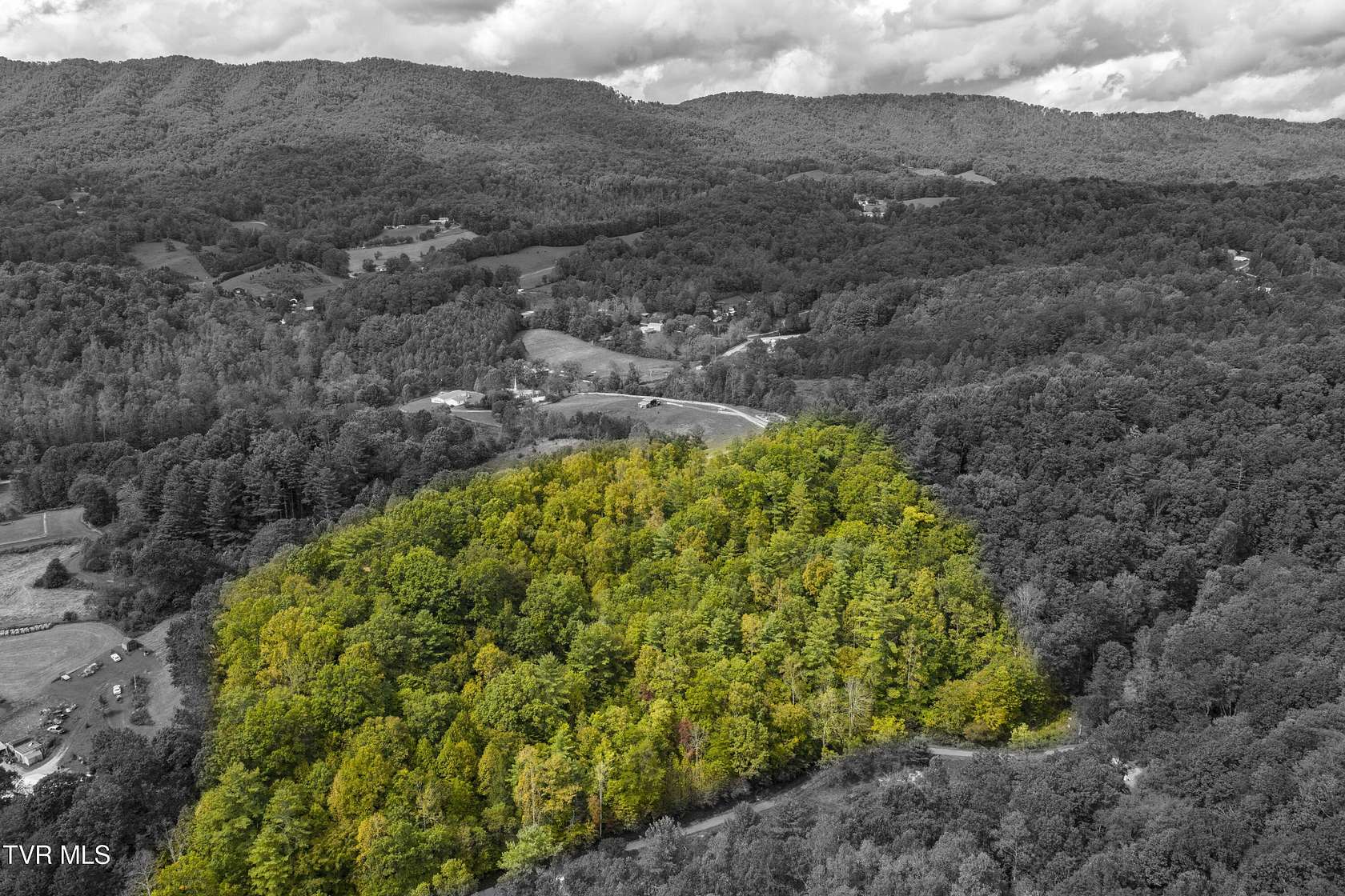 7 Acres of Residential Land for Sale in Unicoi, Tennessee
