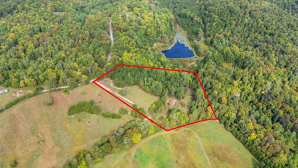 4.5 Acres of Residential Land for Sale in Zoe, Kentucky