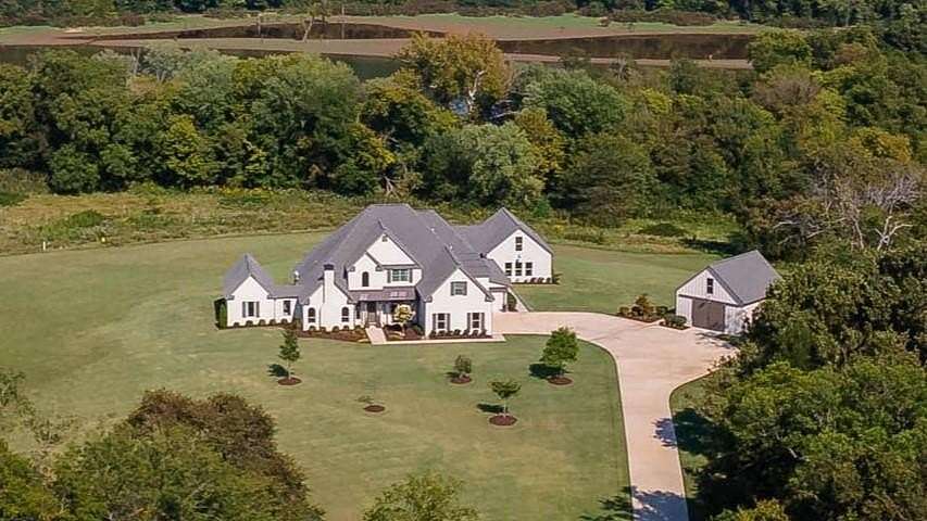 6 Acres of Residential Land with Home for Sale in Springdale, Arkansas