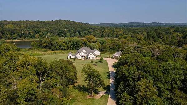 6 Acres of Residential Land with Home for Sale in Springdale, Arkansas