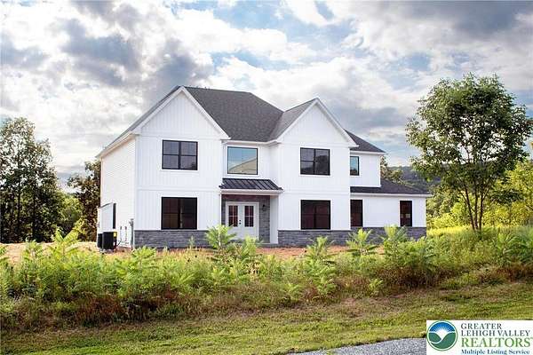 3 Acres of Residential Land with Home for Sale in Mahoning Township, Pennsylvania