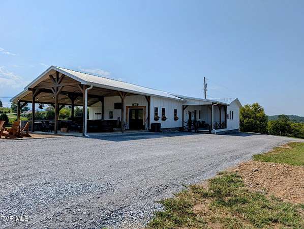 15 Acres of Land with Home for Sale in Greeneville, Tennessee