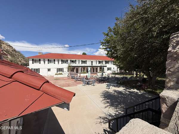 60 Acres of Agricultural Land with Home for Sale in Las Cruces, New Mexico