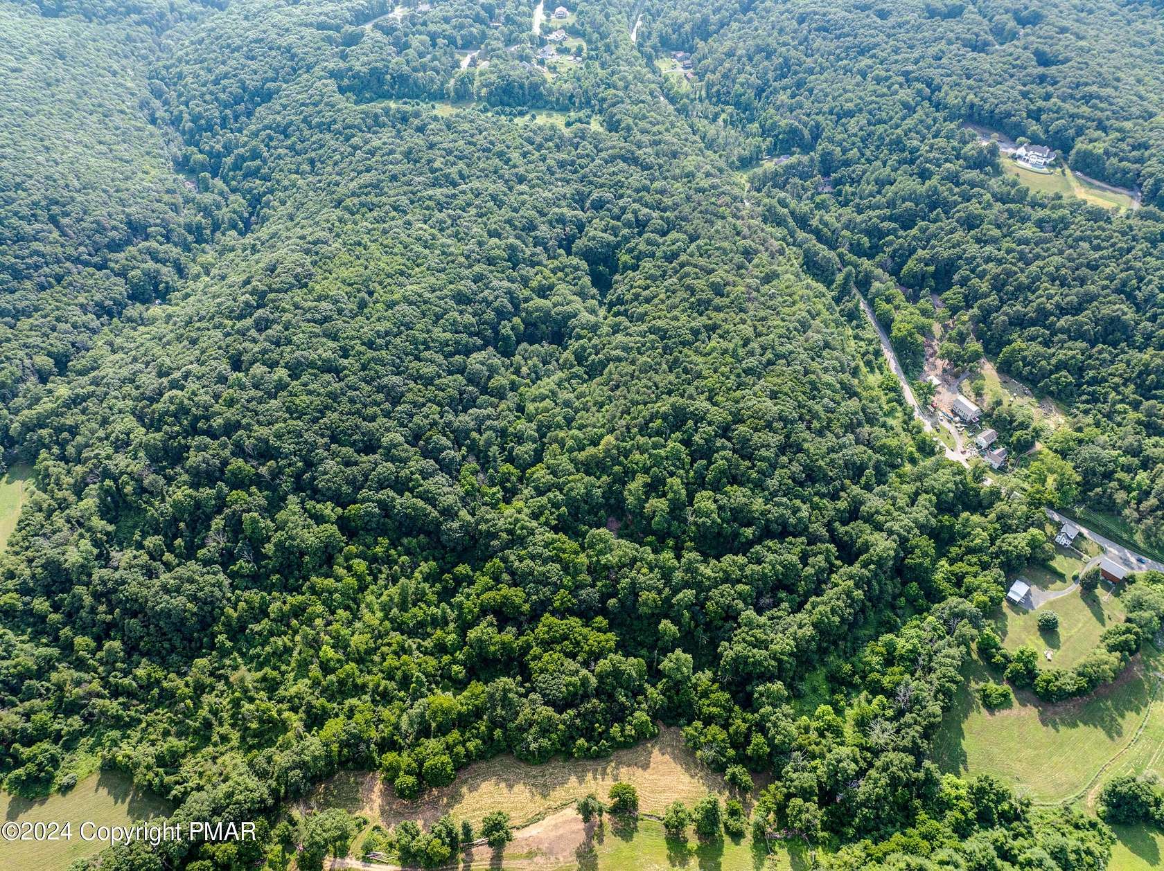 35 Acres of Recreational Land for Sale in Saylorsburg, Pennsylvania