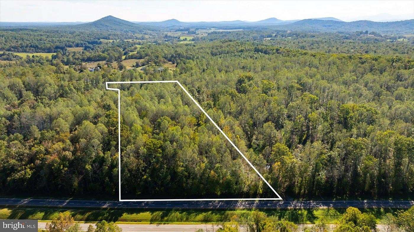 6 Acres of Residential Land for Sale in Amissville, Virginia