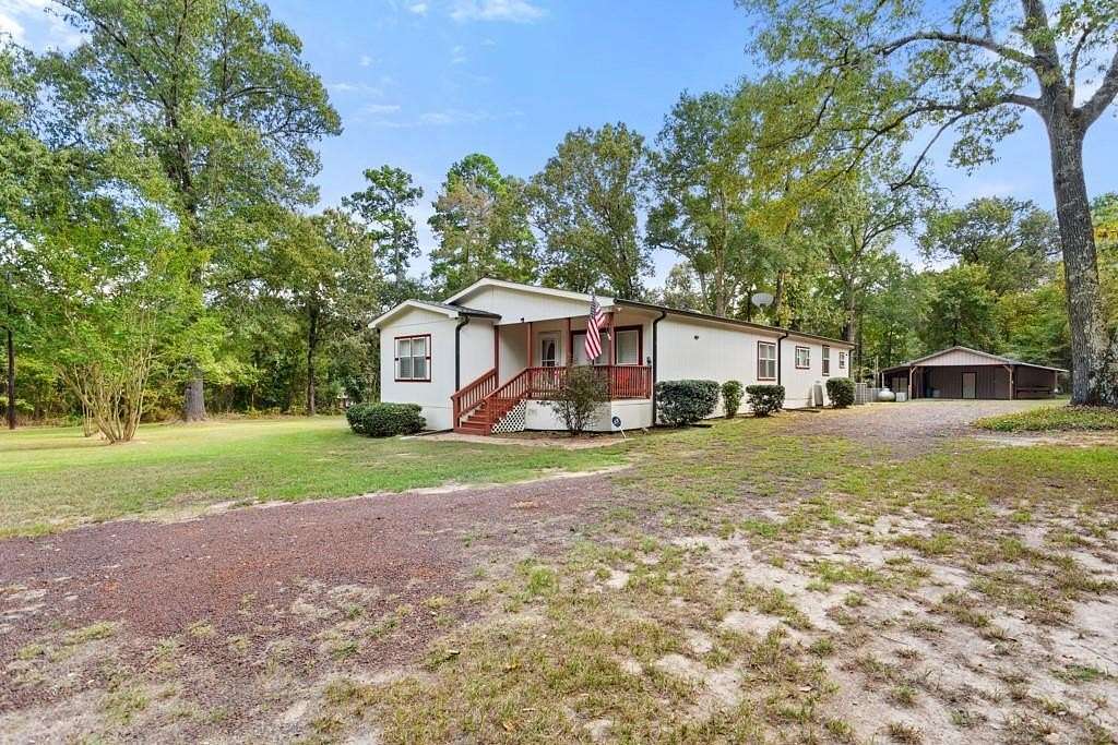 1.9 Acres of Residential Land with Home for Sale in Rusk, Texas