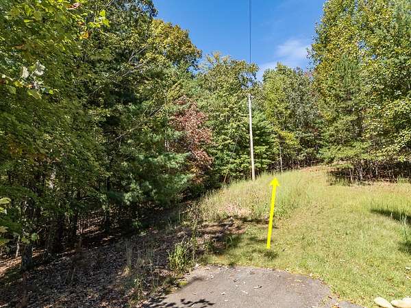 8.73 Acres of Land for Sale in Murphy, North Carolina