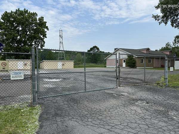 2.8 Acres of Improved Commercial Land for Sale in Glenville, New York