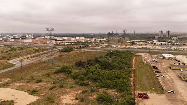 4.62 Acres of Commercial Land for Sale in Big Spring, Texas
