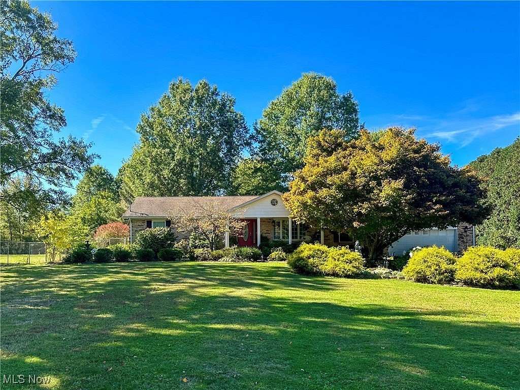 2.76 Acres of Residential Land with Home for Sale in Vienna, Ohio