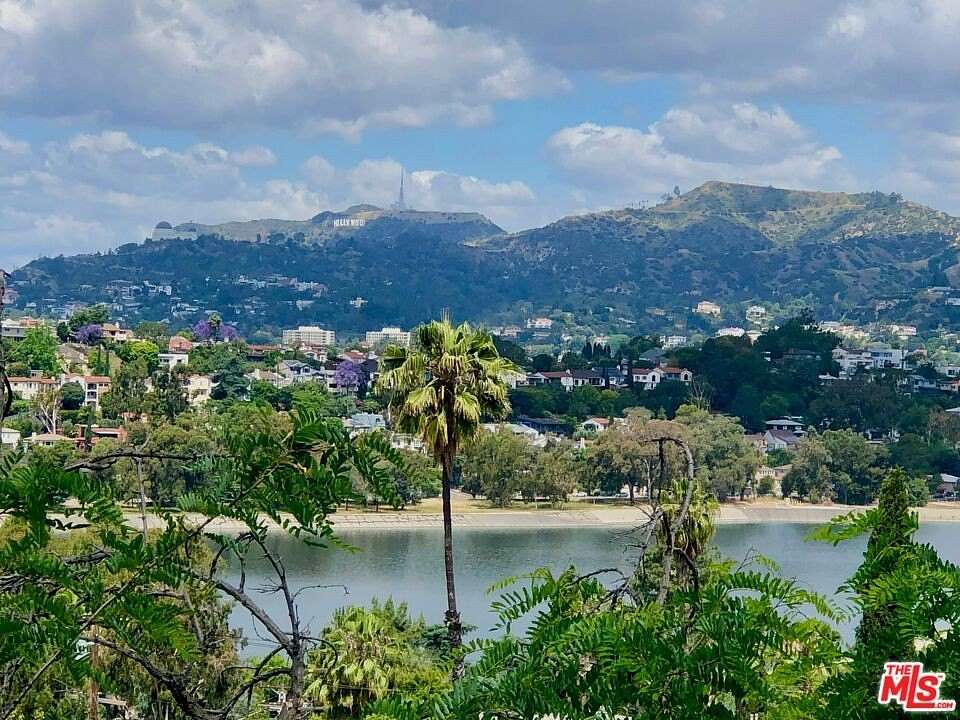 0.09 Acres of Land for Sale in Los Angeles, California